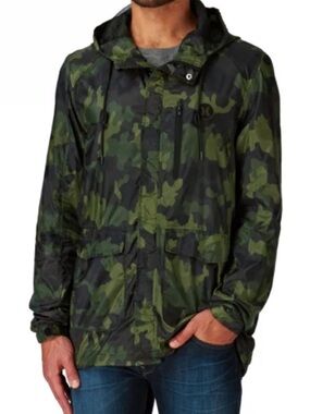 Hurley Men's Green & Black Camo Hooded Windbreaker